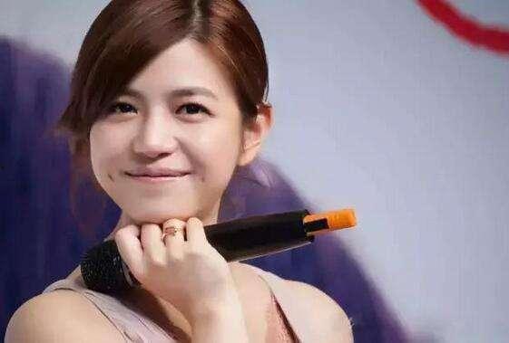 小酒窝女星爆料视频播放,揭秘娱乐圈幕后真相  第2张