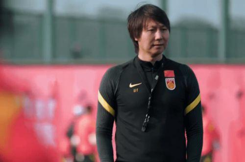 足球金童爆料最新消息,揭秘足坛最新重磅转会传闻 第1张 足球金童爆料最新消息,揭秘足坛最新重磅转会传闻 第1张